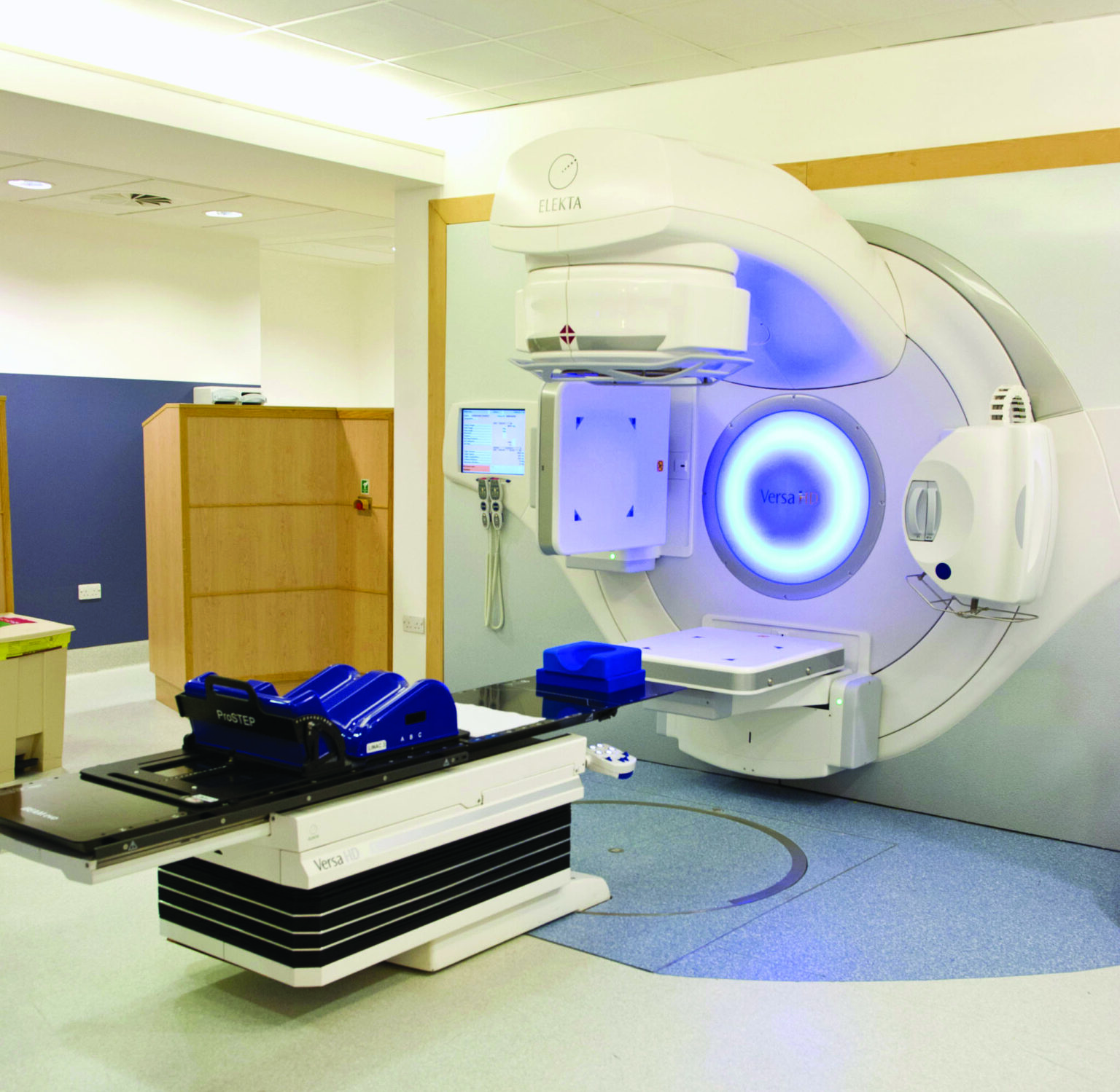 Radiotherapy for Children, Teenagers and Young Adults - Leeds Teaching ...
