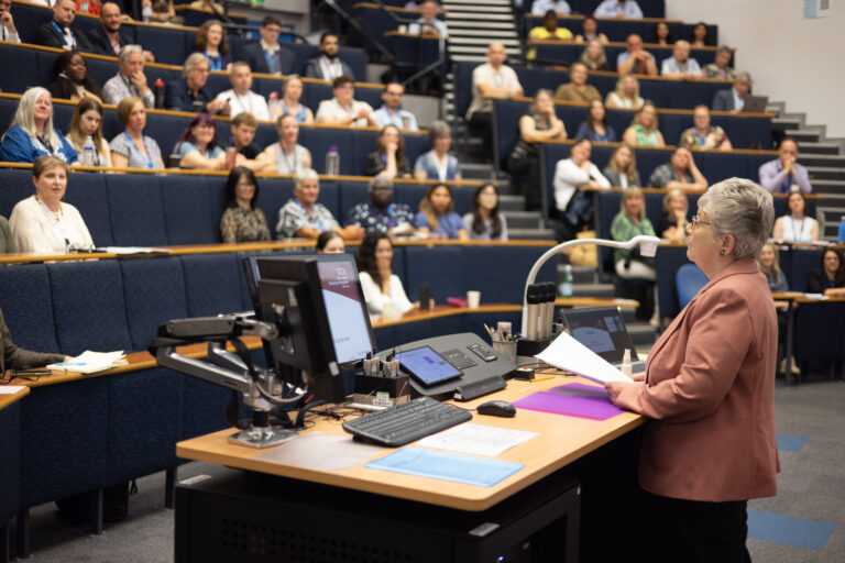 Opera singer lends voice to autoimmune disease research at Leeds ...