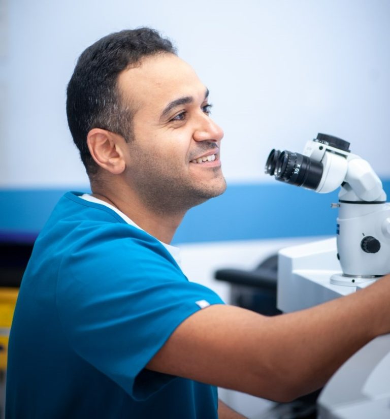 Consultant ophthalmologist, Ahmed Bardan.