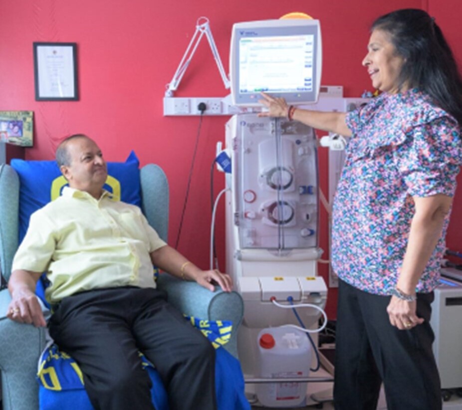 A patient receiving haemodialysis at there home with help from the haemo team.