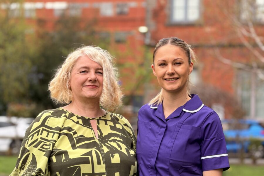 Image of two colleagues