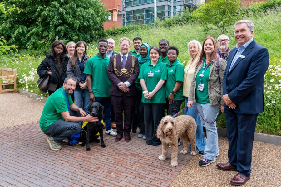 Group photo of the event featuring the Lord Mayor of Leeds, Councillor Stephen Holroyd, Leeds Teaching Hospitals NHS Trust’s Chair, Antony Kildare and Chief Executive, Brendan Brown and volunteers from across the Trust.