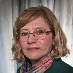 Prof Galina Velikova Consultant Profile Picture.