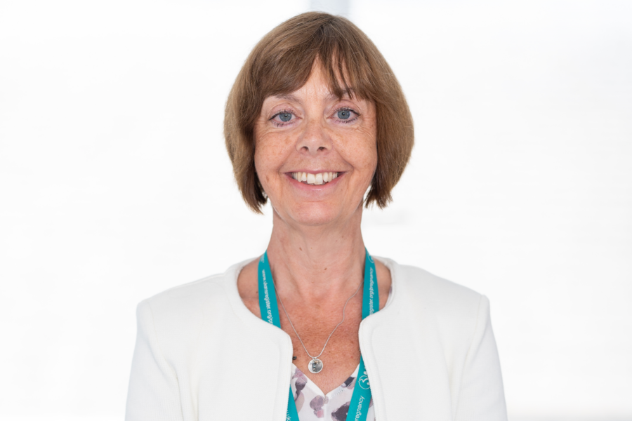A picture of Prof Helen Ford smiling against a white background.